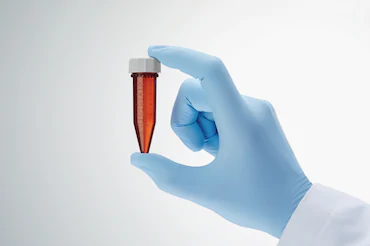 艾本德Eppendorf Tubes? 5.0 mL 帶螺旋蓋, 5.0 mL, 無菌、無熱原, 無RNase和DNase, 無DNA, 琥珀色（光保護(hù)）, 200 個(gè) (2 包 × 100 個(gè))貨號(hào)